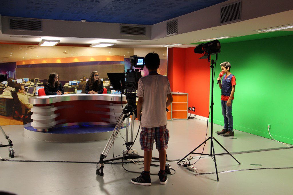 Kids recording a TV show in Lisbon's Kidzania